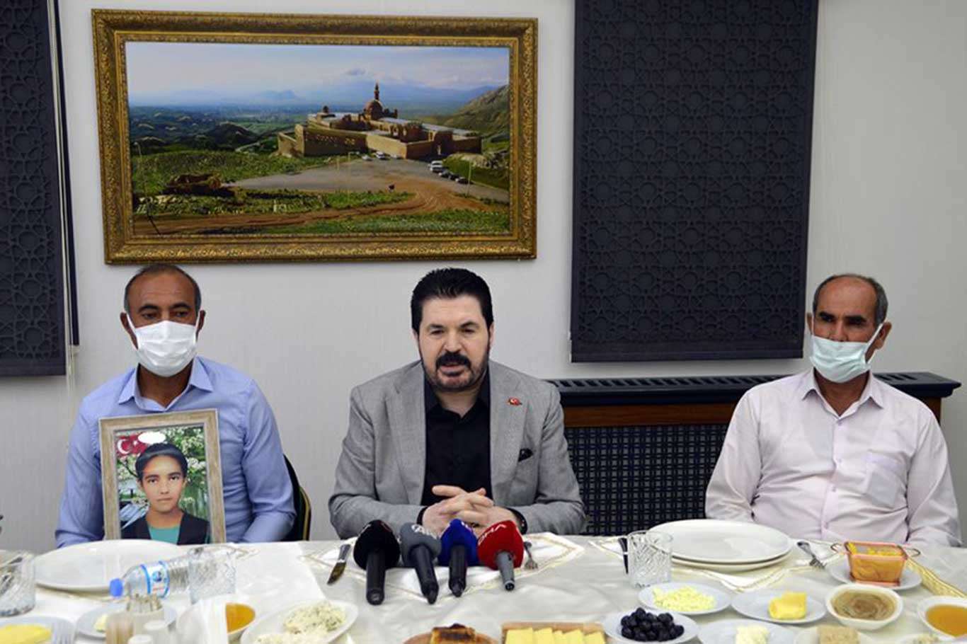 Ağrı Belediye Başkanı Sayan: Annelerin cesareti Kürtler arasında yayılırsa bu ateş söner Ağrı Belediye Başkanı Sayan: Annelerin cesareti Kürtler arasında yayılırsa bu ateş söner
